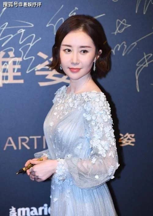 舒暢娛樂圈中的大美女顏值高身材棒憑著出色表演贏得了無數觀眾的喜愛