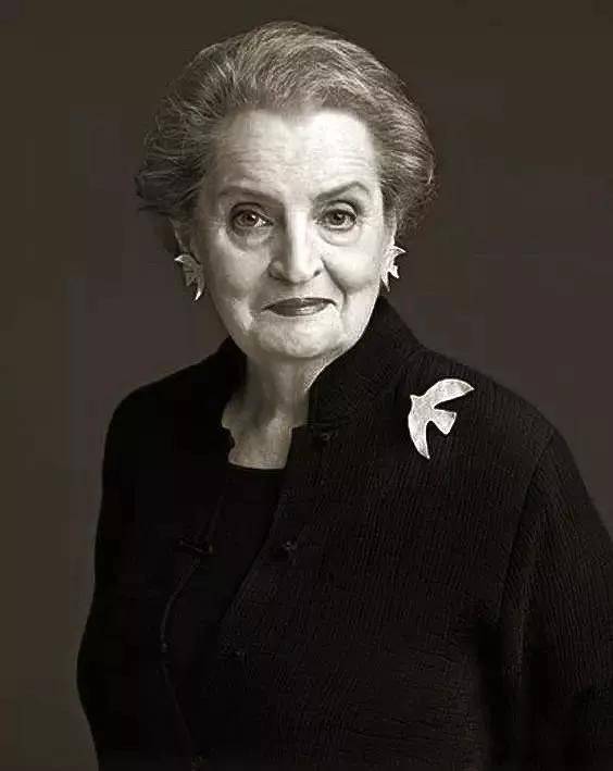 服装|职场精英的标配，太精致了！