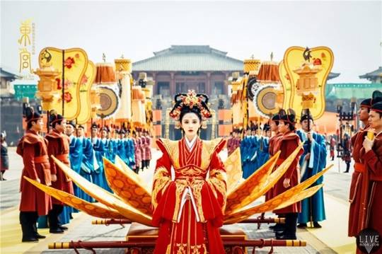 Pick|10位「古装新娘服」你Pick谁？白鹿凄美，迪丽热巴气场全开