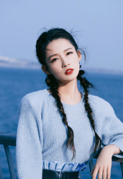仙女|李沁：演技被观众认可，颜值被大众所喜爱，却依旧不温不火