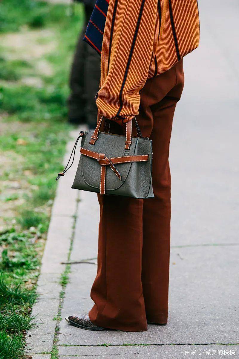 身材|入秋后买裤子，这一款真值得考虑，藏肉又有型