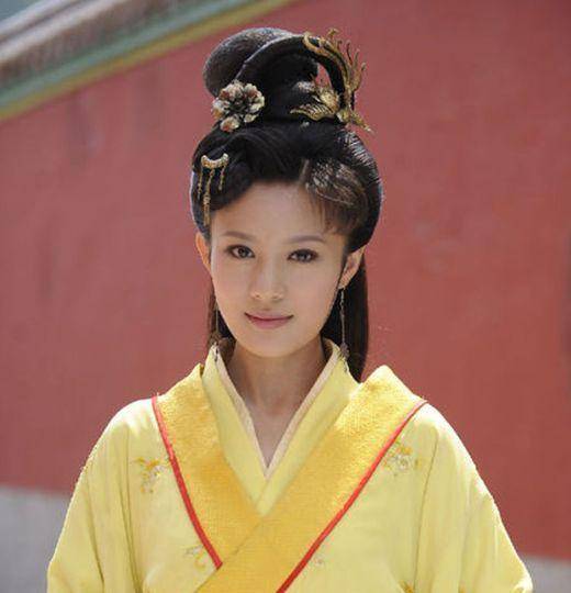 萧承煦|失婚女人邬倩倩:年老色衰去整容?膝下无子,抚养侄女抱团取暖