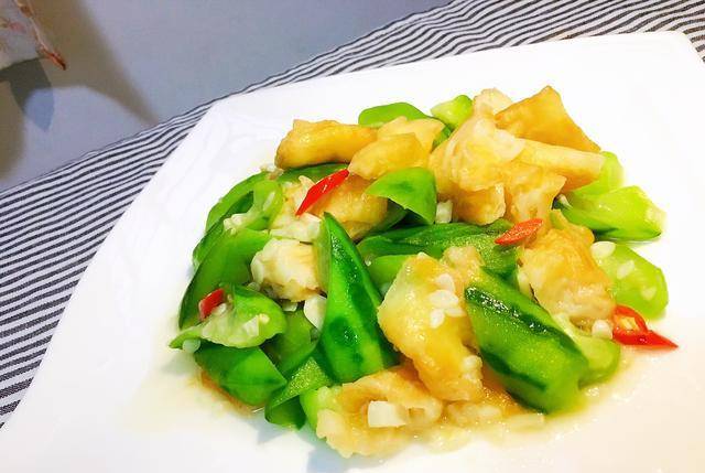 亲友|晒晒给孩子们做的早餐,简单营养,亲友:送外卖不?