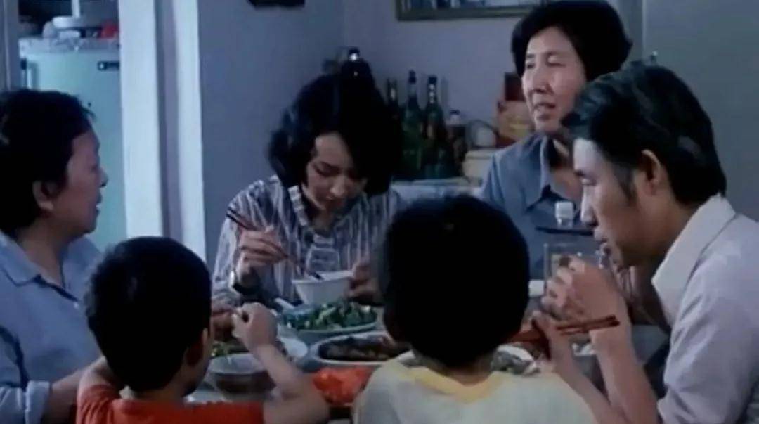 罗西里尼|《鸳鸯楼》是中国最好的分段电影 十分赛人