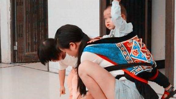 独生子|二胎家庭和独生家庭差距究竟多大？过来人坦言：后悔多生了一个