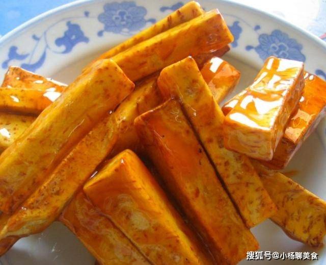 美容|这碱性食物女人要多吃，皱纹最“怕它”，常吃皮肤光滑紧致有弹性