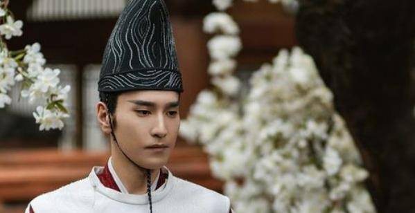 因为|10位“古装奇丑”的男星，别人穿古装是帅，他们是“没眼看”