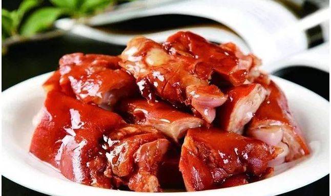 最简单的家常卤猪蹄 38d31e2ddf0f49ba8fe24ef4d5eb4a0e.jpeg