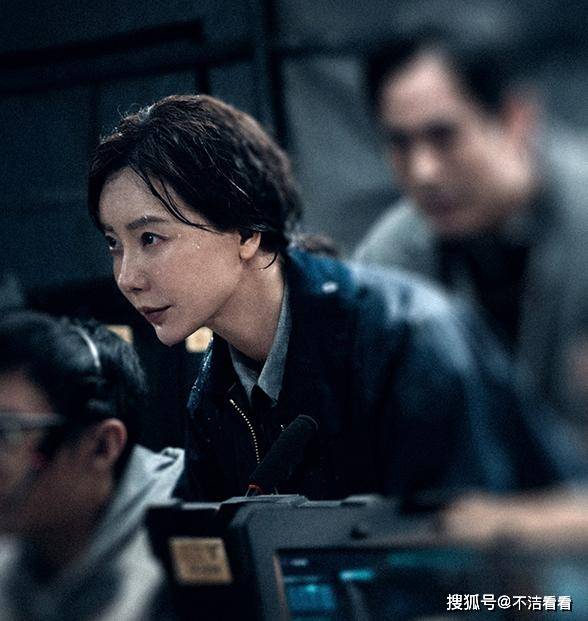 档期|两天票房不到5000万，《峰爆》表现尚可，但救不了9月院线