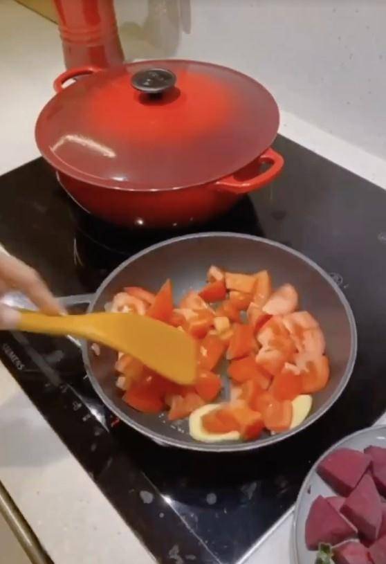 食谱|44岁梁咏琪冻龄红菜头食谱公开5大好处:有助抗氧化、预防水肿