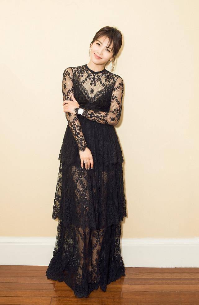 视觉|刘涛的腿也太长了，穿的裙子明明是及踝的，却穿成了过膝裙