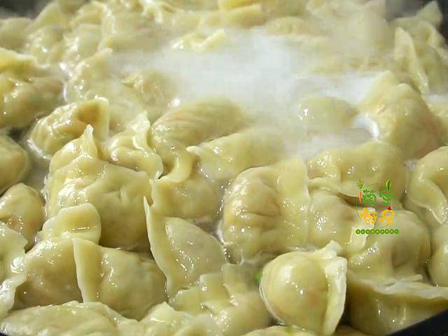 素馅饺子馅有哪些种类 5cca7edea9ca4f3fa744761a8fbbf1ce.jpeg