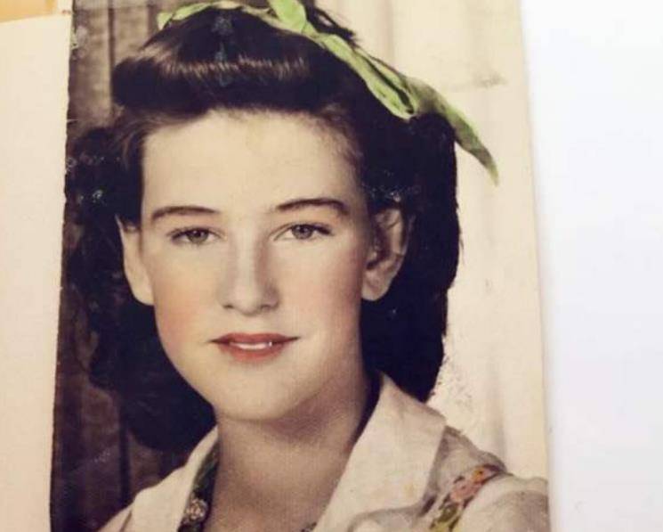 年轻时候的照片 676ff8b5e8384253bb62e9aaee691c2e.jpeg