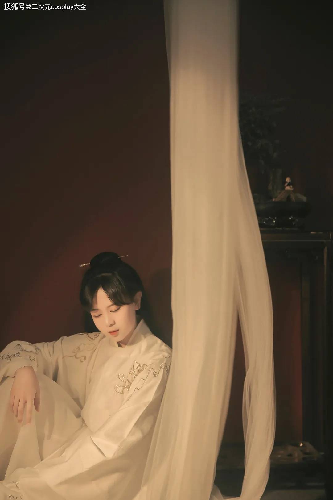 灯光|汉服写真：古朴的灯光，简单的呈现，却给人一种恬静悠然的感觉