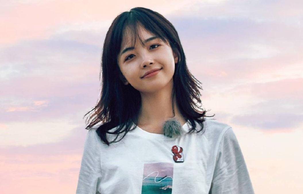 王冰冰|王冰冰录制节目素颜出镜，31岁气质依然很清纯，穿潜水服身材优越