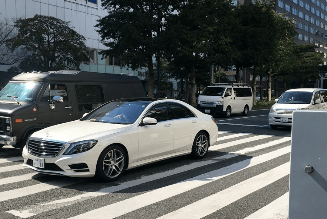 仅两台比亚迪出租车现身日本香港出租车司机宁愿开油车