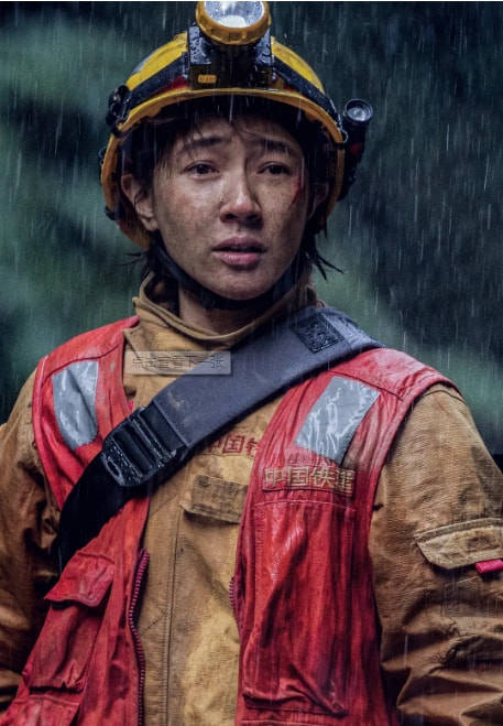 国产|上线首日破千万，连续4天票房第一，朱一龙新片为什么这么豪横