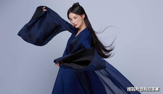 原著|金庸笔下此女外号像正派，实则是恶人，男主角却深深爱上她