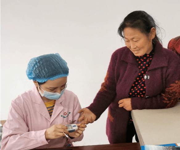 胰岛|多吃大蒜对胰岛好？医生提醒：不想患糖尿病，需谨记3不碰