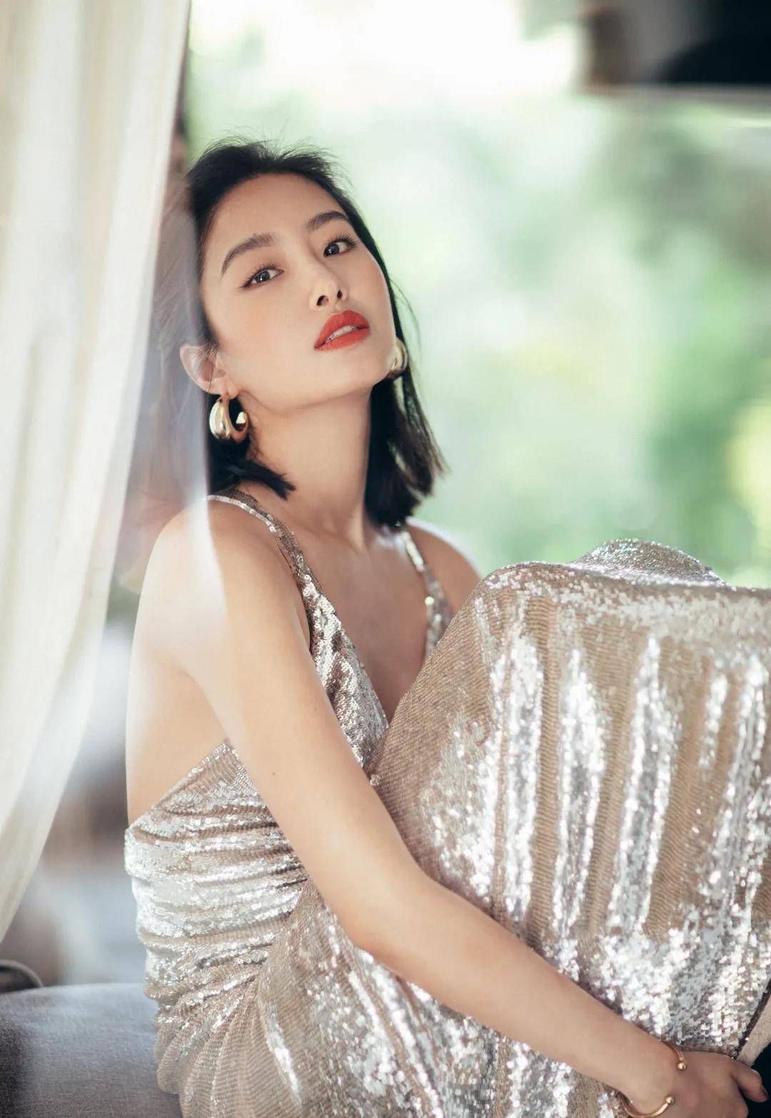标准2021美女标准又变了，厚唇大嘴也能美出天际，真是太赞了