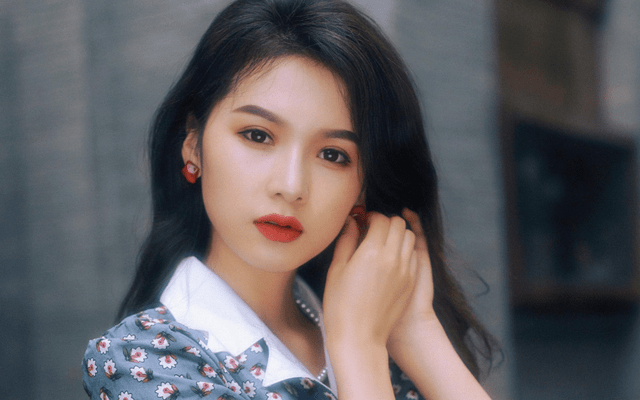 洗头美人靠“养”不靠“妆”，5个好习惯让你素颜也美丽