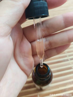 严重“带货一姐”薇娅节目上卸妆,素颜颜值严重降低,皮肤状态很真实