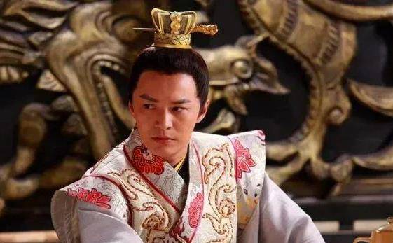 儿子,生母是李渊的嫡妻太穆皇后窦氏,他和李建成,李元吉都是窦氏所生