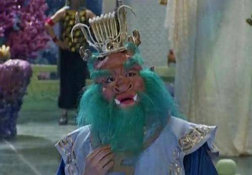 "龙生九种,九中有别"的原因是什么?你看西游记中怎么说