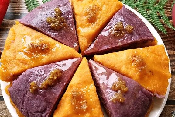 做法|这早餐儿子每次最少吃三块，搅一搅蒸一蒸就出锅，营养解馋又顶饱