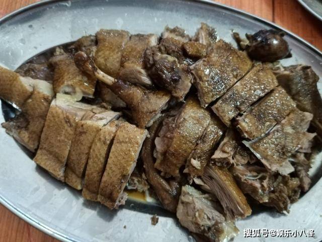 何大厨做菜大全视频 8dd5ecfe3f084d8a97424168b4586569.jpeg