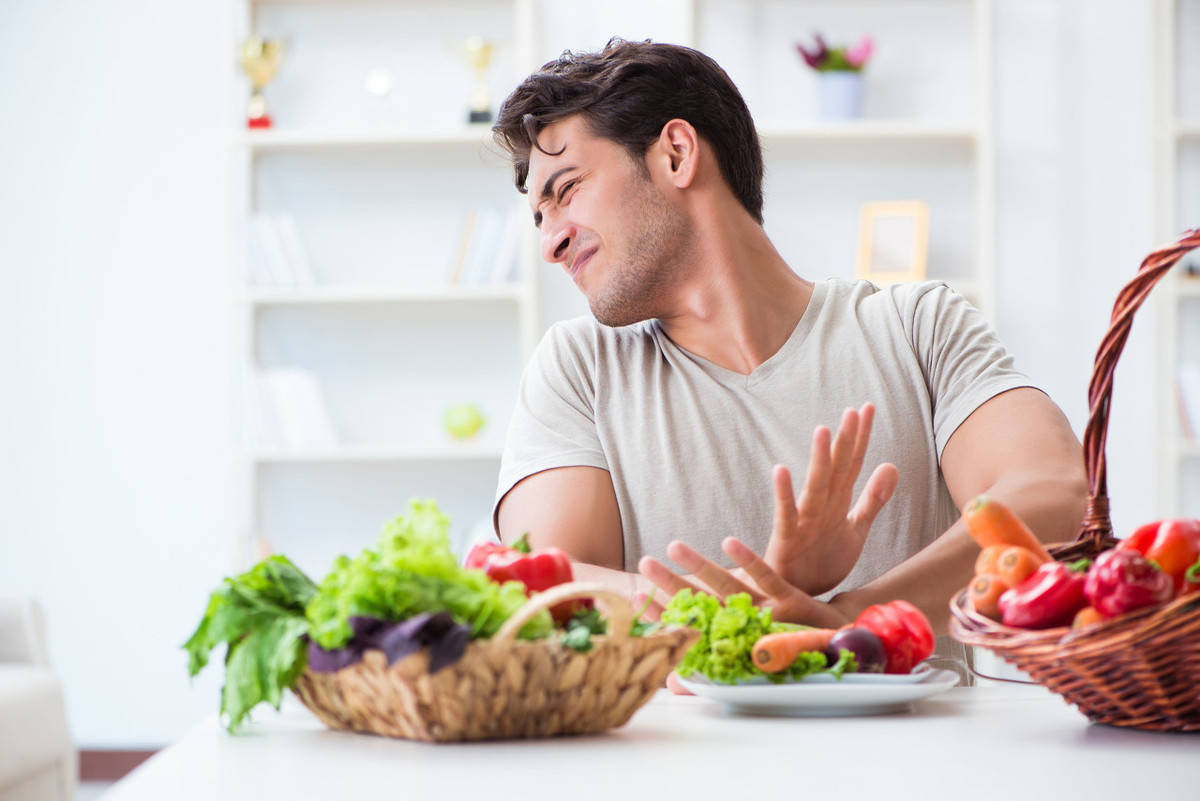 不仅如此,当我节食一段时间后,我的体重会因为短期目标而下降.