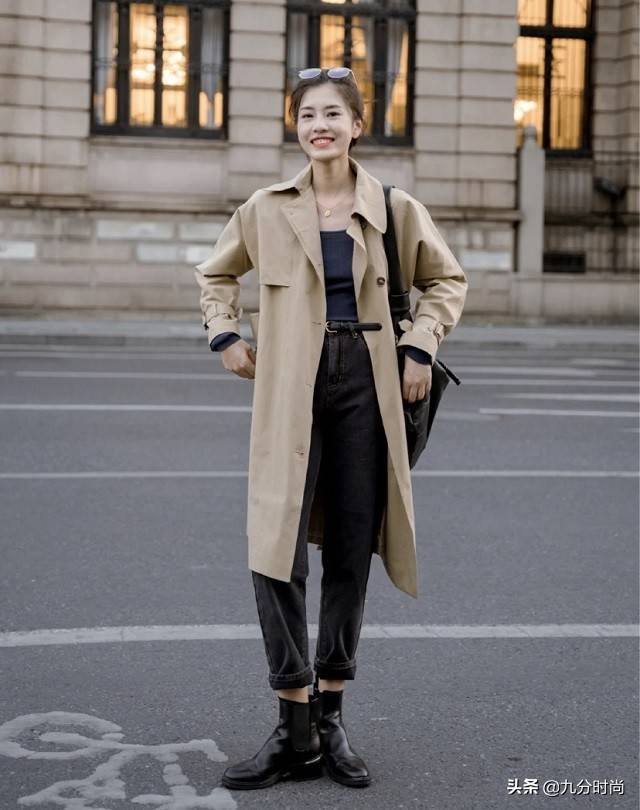 黑色 “臀大胯宽”的女人,不管穿裙还是穿裤,掌握这几点窍门,特显瘦