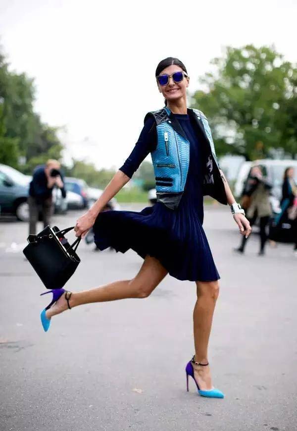 Vogue 看意大利时尚女魔头的穿搭，才知道自己离时尚有多远