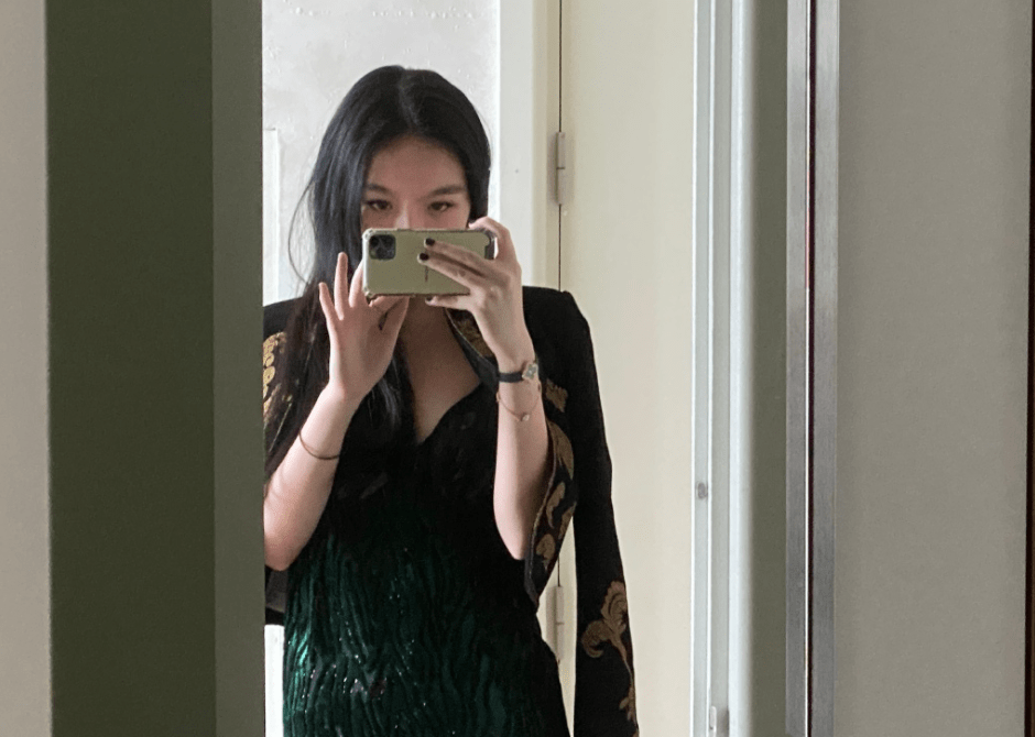 形象 哈文和女儿的状态真不错，一个染红发潇洒大气，一个似时尚博主