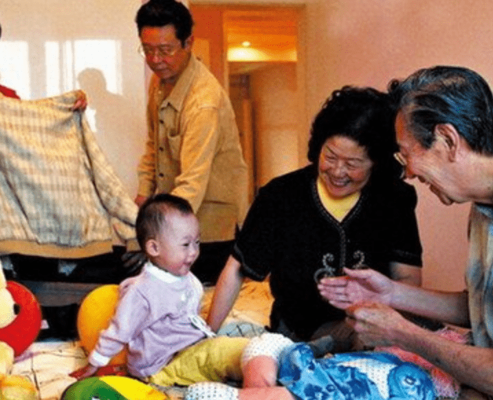 独生女父母:养老别指望女儿,3个女婿孝顺条件,让两代人脸红_儿子