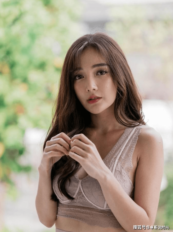 设计 泰国模特的穿搭怎么样,快来一起学习参考,网友:收藏了