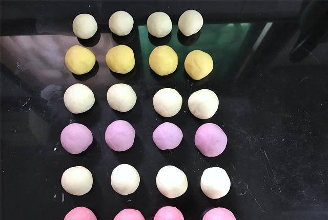 做法|孩子不爱吃早餐，试试新做法，松软好吃又好看，一出锅就吃2个