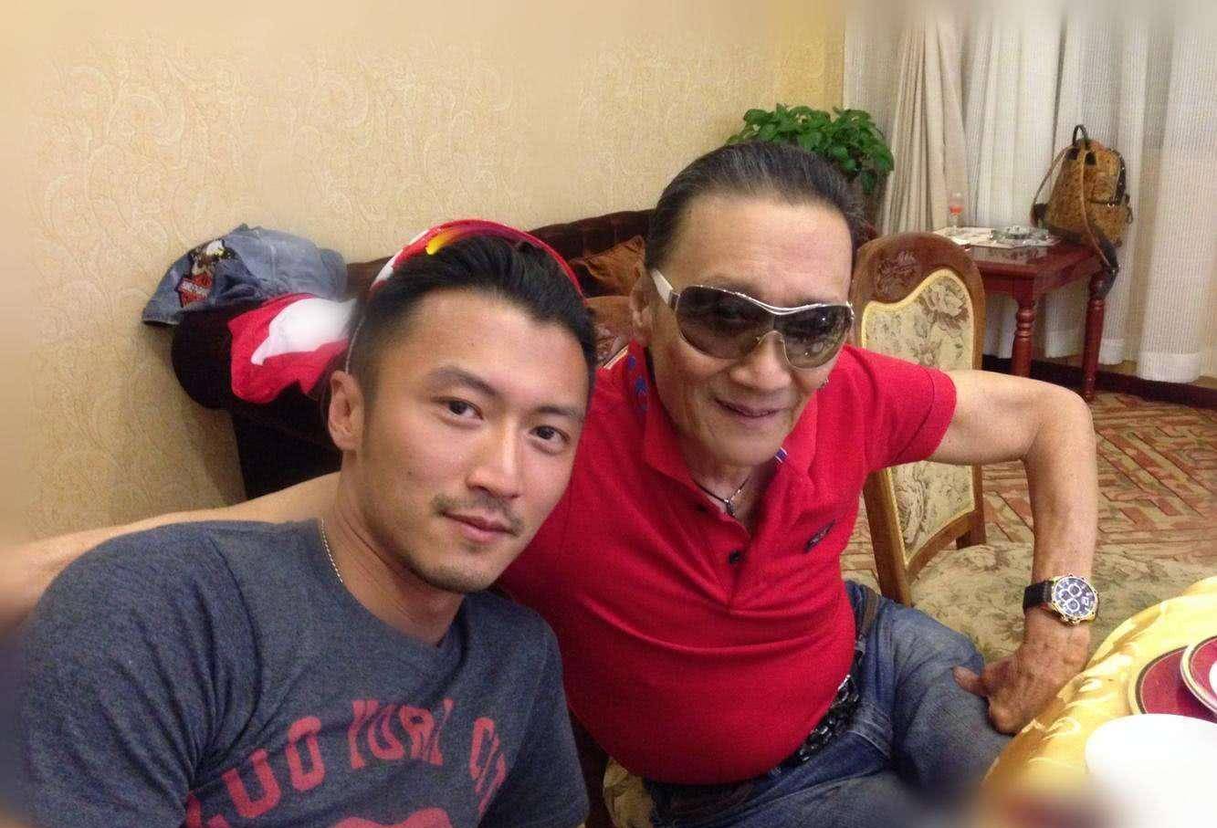 素观哥离婚事件背后原因 df7d56cc15184f119d2672561dcb614d.jpeg