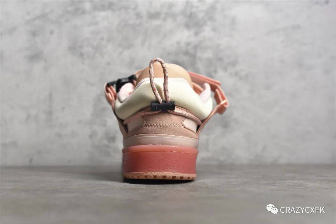 细节 阿迪达斯中秋兔 Bad Bunny x Adidas Forum Low 联名低帮运动鞋