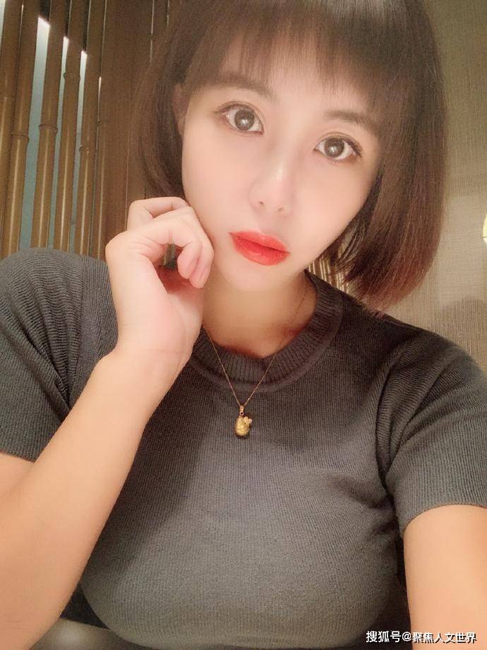 因为|“宁坐宝马哭，不坐自行车笑”的马诺，就这样写好了她的结局