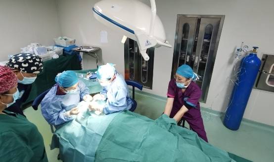 辫子|点亮明眸再赴西藏 “辫子医生”手术矫治7名斜视患儿