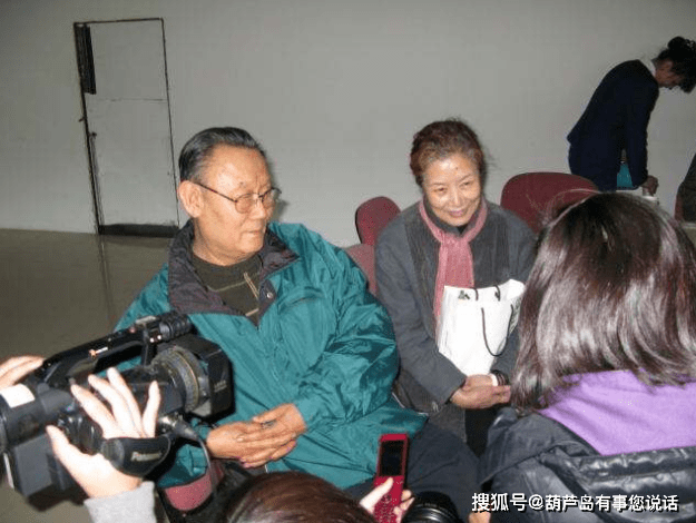 老戏骨吕中,儿媳是何琳,两人情同母女,媒体称赞她俩是母女婆媳_吴兵