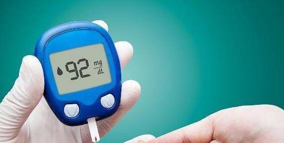 症状|医生辟谣：5种疾病病情只能控制，无法根治，别花冤枉钱了！