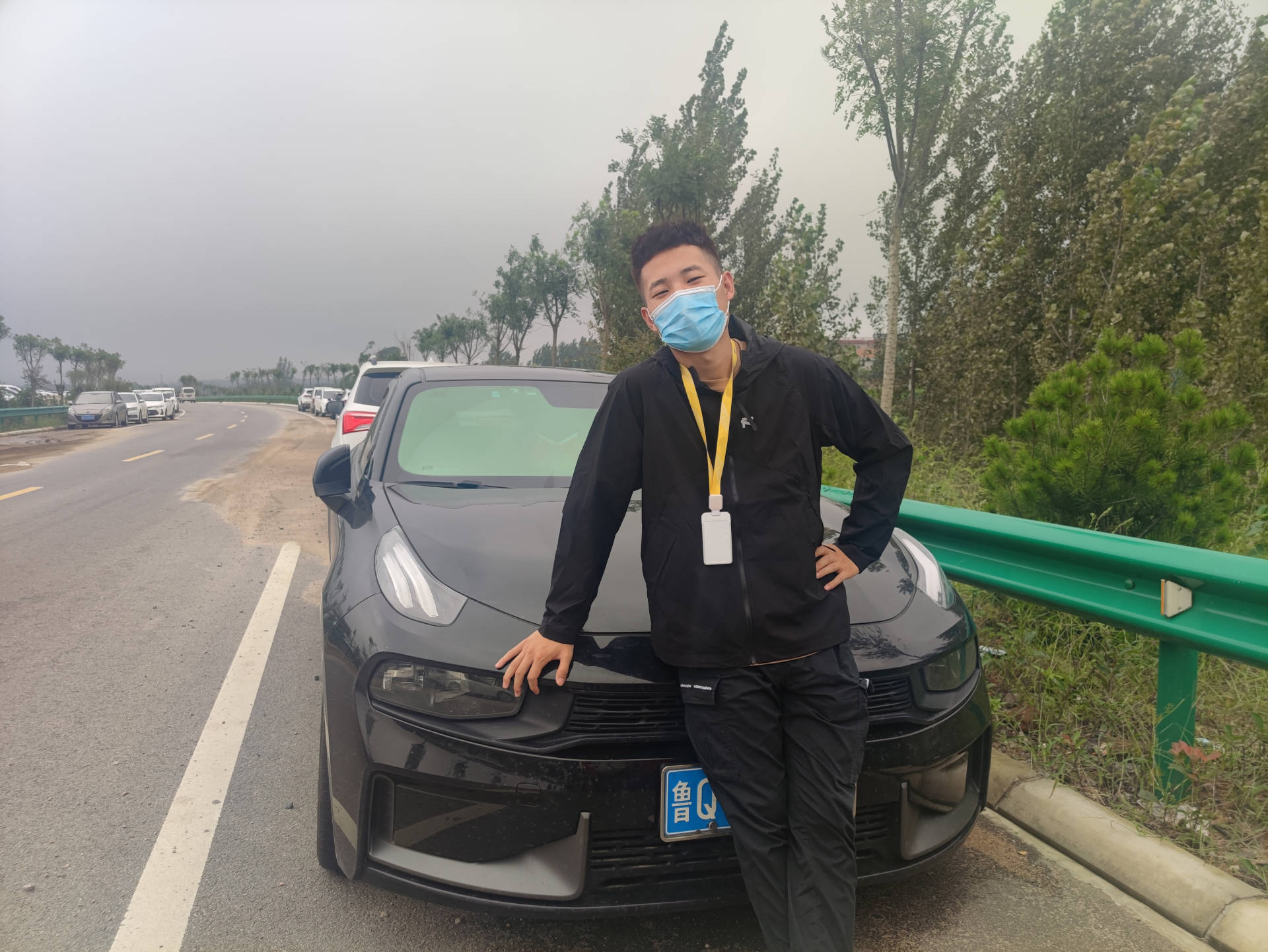 设计 秋天里的第一件外套风谜防风防水轻壳外套