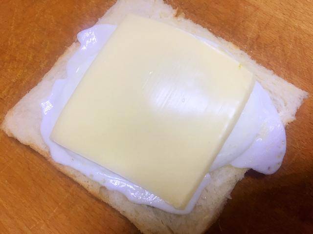 食材|吐司新吃法,加入火腿和鸡蛋,轻松搞定营养早餐