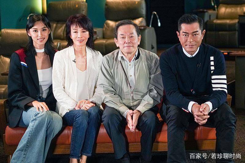 服装 梅艳芳扮演者王丹妮，穿裤子有复古范，气场看着真大气