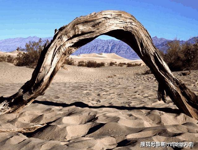死亡谷里会走路的石头是超自然力在作怪？NASA最终破解谜团