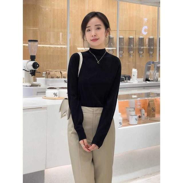 设计 秋季怎么少得了针织衫?搭配半身裙或阔腿裤,简约温柔还洋气