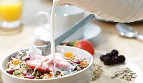 因为|早起后,记住“三个三”,晚睡前,做到“四个要”,更健康长寿!