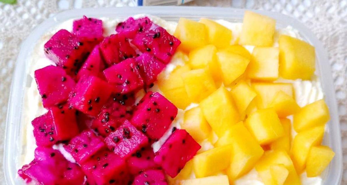 纯水果蛋糕教程 86ca417abcae482690d9439c07030602.jpeg